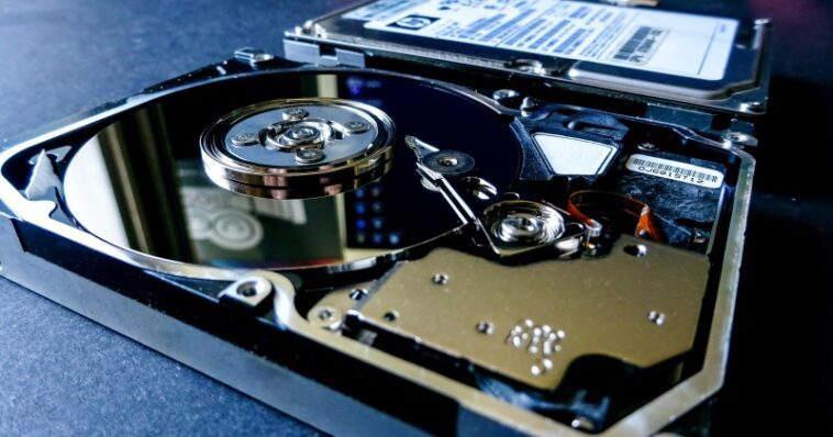 Cómo solucionar el problema del uso de disco al 100% en Windows 10